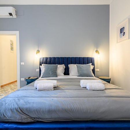 Guest House 121 Charming Apartment Napoli Eksteriør billede
