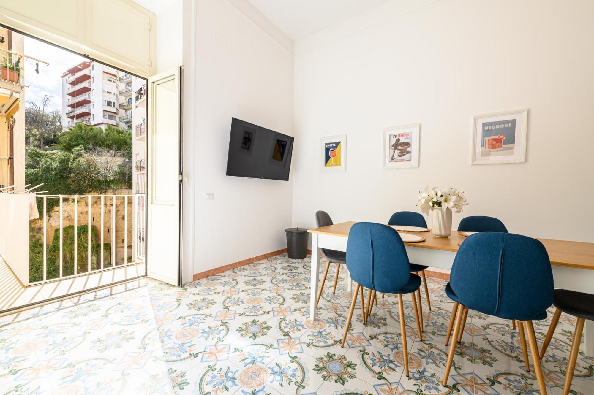 Guest House 121 Charming Apartment Napoli Eksteriør billede
