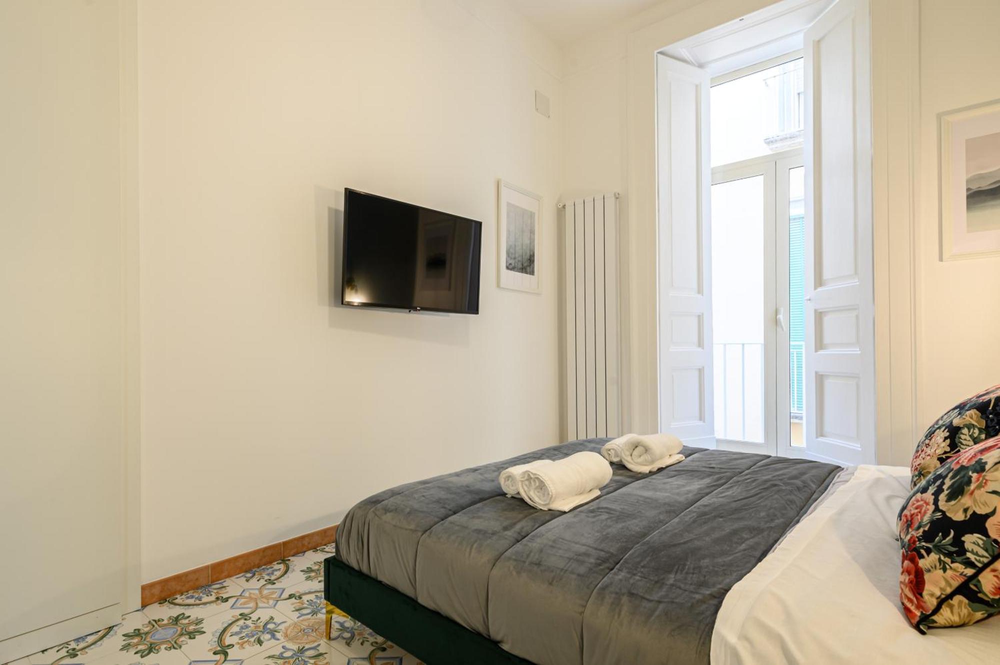 Guest House 121 Charming Apartment Napoli Eksteriør billede